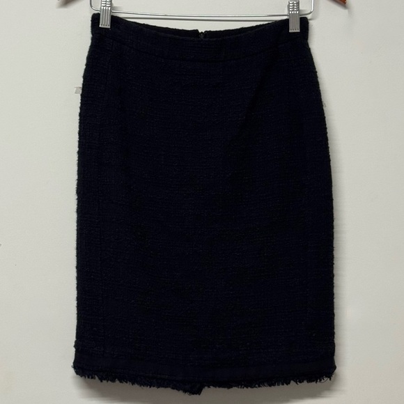 J. Crew Black Tweed Pencil Skirt Fringe Raw Hem 0 - Picture 1 of 5